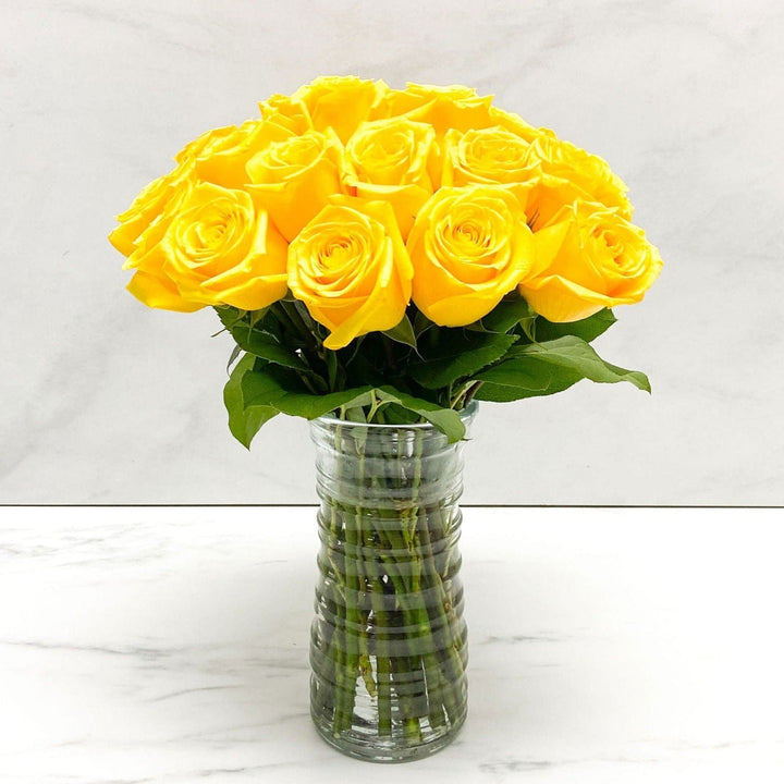 24 YELLOW ROSES