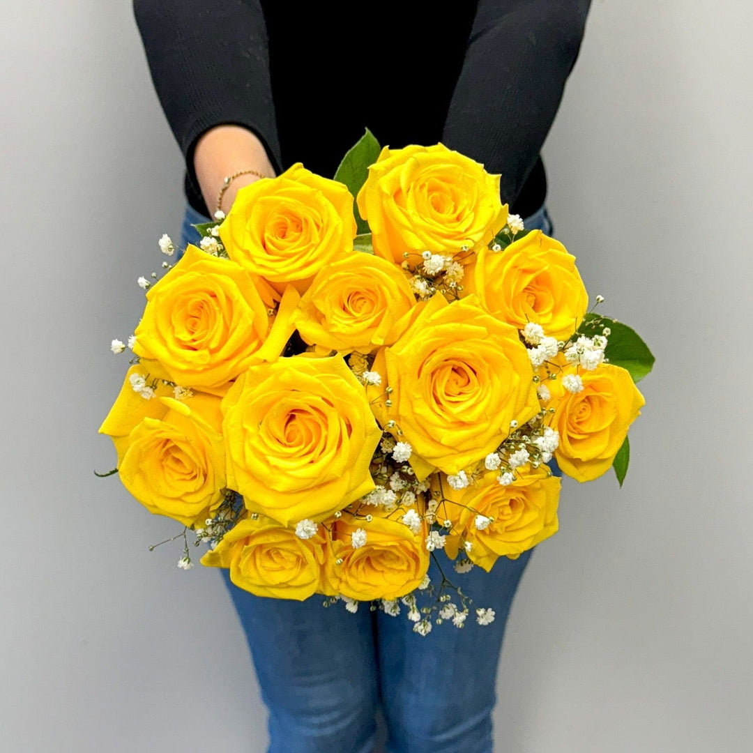 SAME DAY DELIVERY: 12 YELLOW ROSES