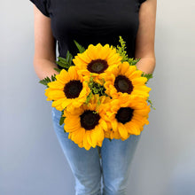 SAME DAY DELIVERY: SUNFLOWER SWEETNESS