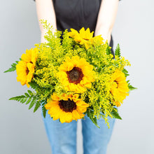 SAME DAY DELIVERY: SUNFLOWER SWEETNESS