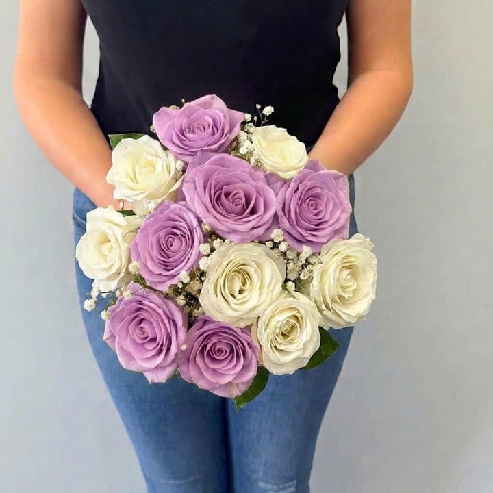 12 MIXED ROSES (5 OPTIONS TO CHOOSE FROM)